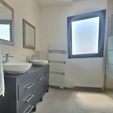 Climatisée Pour 8 Personnes Avec Piscine Privée Villa Sérignan