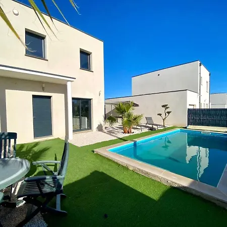 Climatisée Pour 8 Personnes Avec Piscine Privée Villa *