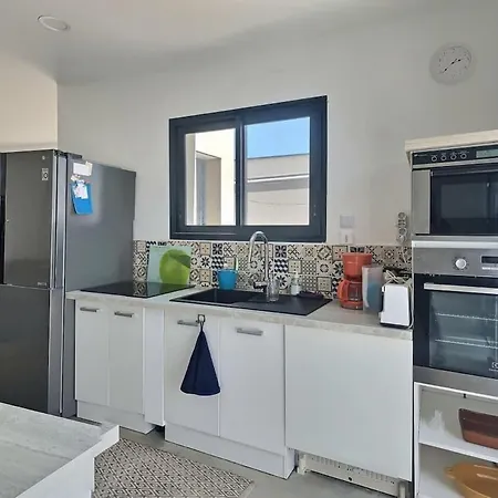 Climatisée Pour 8 Personnes Avec Piscine Privée *