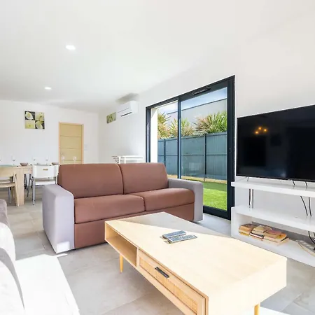 Climatisee Pour 8 Personnes Avec Piscine Privee *