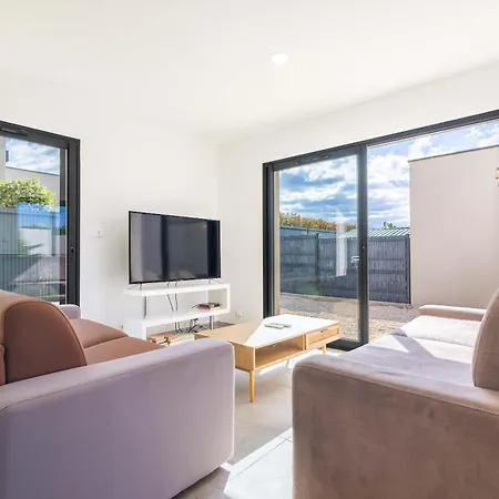 Vila Climatisee Pour 8 Personnes Avec Piscine Privee