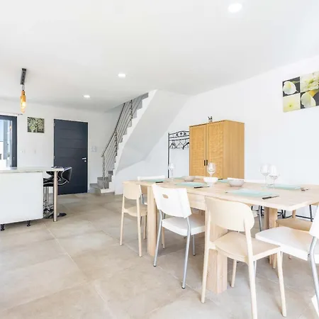 Climatisee Pour 8 Personnes Avec Piscine Privee