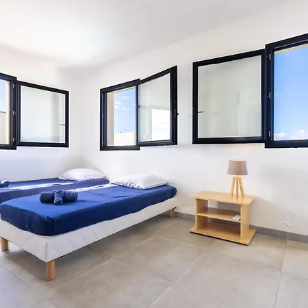 Climatisee Pour 8 Personnes Avec Piscine Privee *