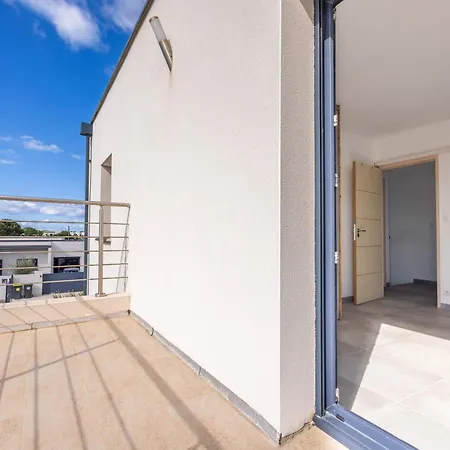 Climatisee Pour 8 Personnes Avec Piscine Privee *