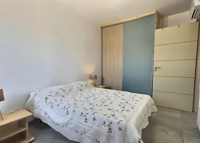 Villa Climatisee Pour 8 Personnes Avec Piscine Privee Sérignan